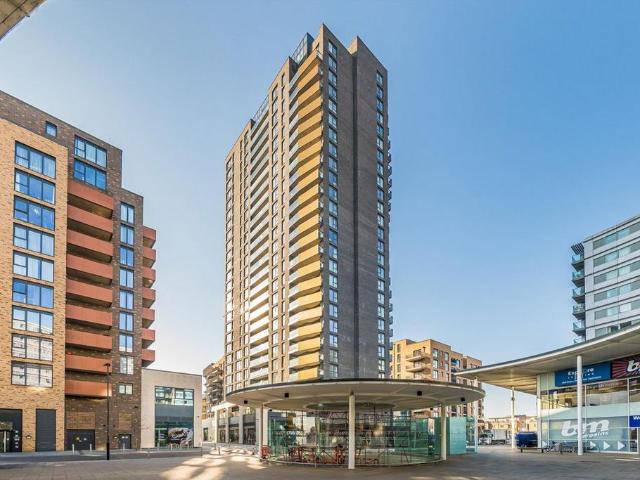 House for rent in London Borough of Hounslow, Greater London