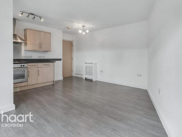 Apartment for rent in London Borough of Croydon, Selhurst