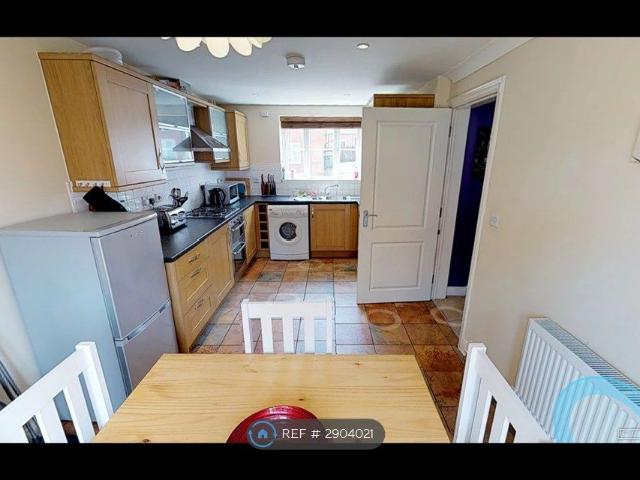 Room for rent in Buckingham Park, Buckinghamshire