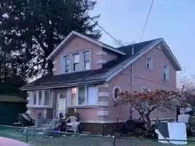 House for sale in New York