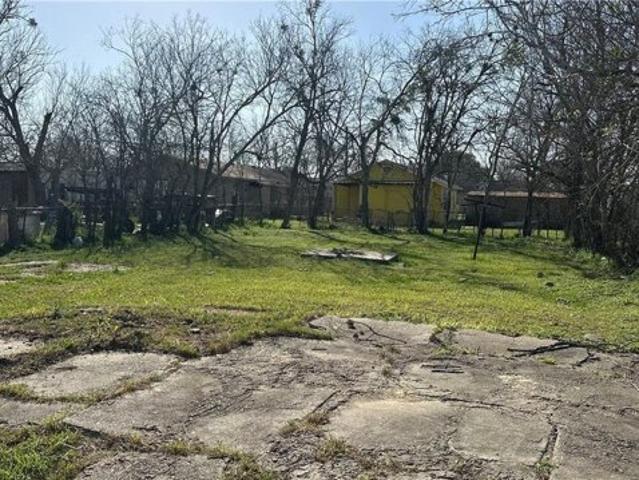 Land for sale in Victoria Land for sale in Victoria