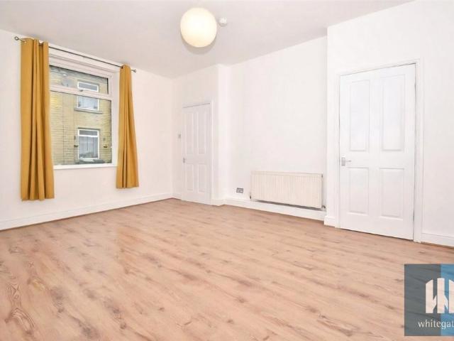House for rent in Huddersfield, West Yorkshire