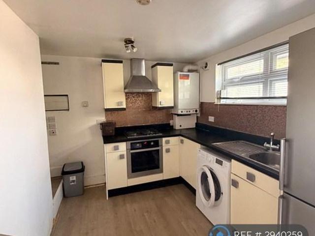 Apartment for rent in Church End, Greater London