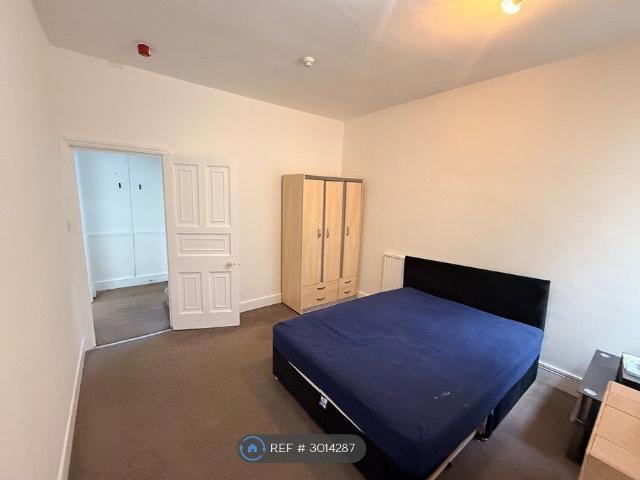 House for rent in Church End, Greater London