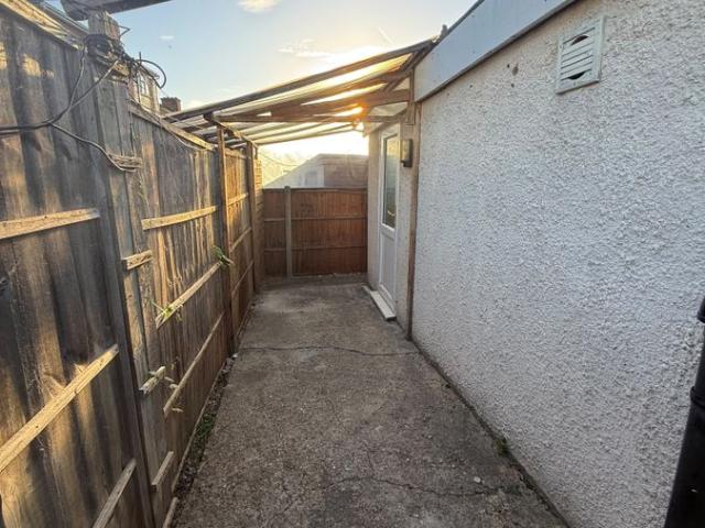 Studio for rent in London Borough of Brent, Greater London