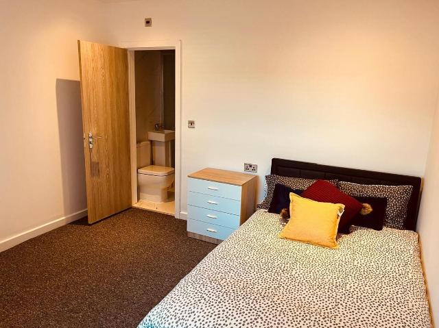 Room for rent in Holywell Estate, Watford