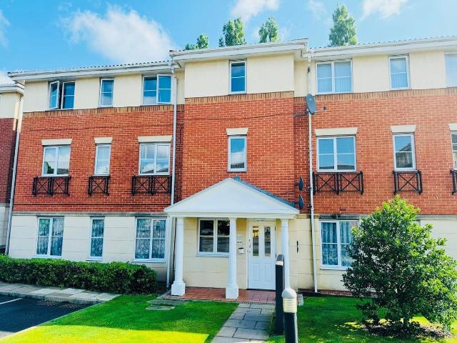 Apartment for rent in Mayer's Green, West Bromwich
