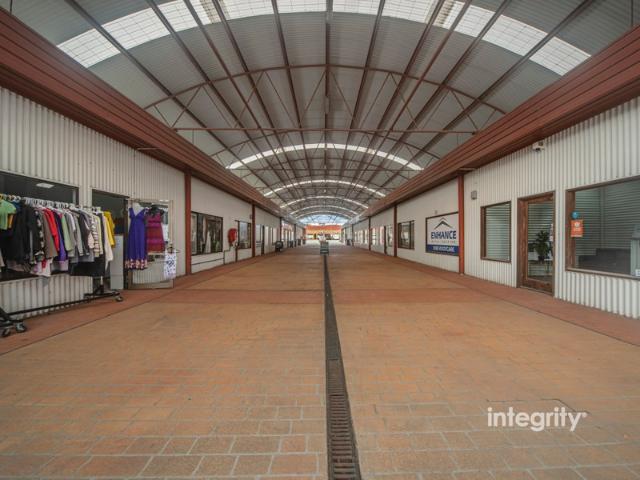 Warehouse for rent in South Nowra, New South Wales