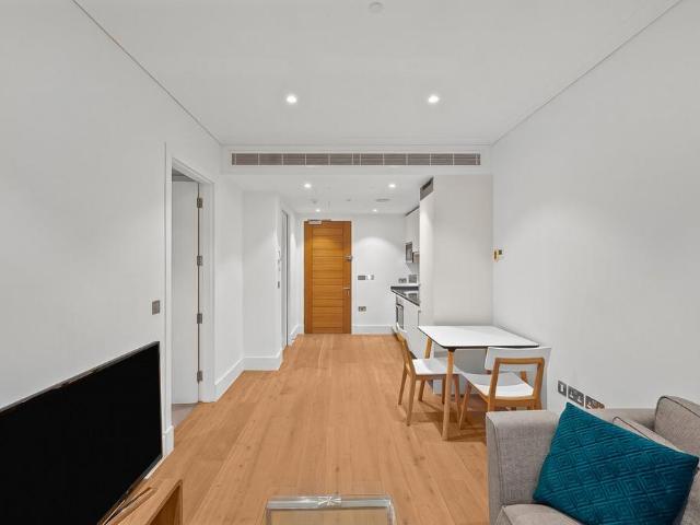 Apartment for rent in St Clement Danes, Greater London