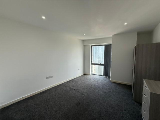 Apartment for rent in Calderstones