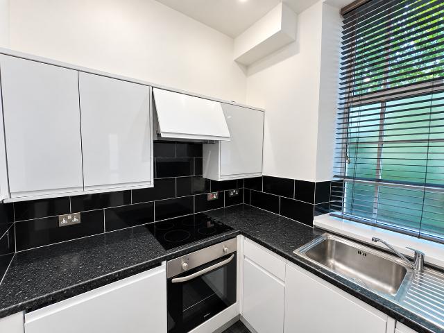 Apartment for rent in Round Hill, Brighton