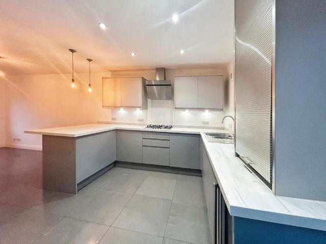 House for rent in Ashton-on-Ribble, Higher Bartle