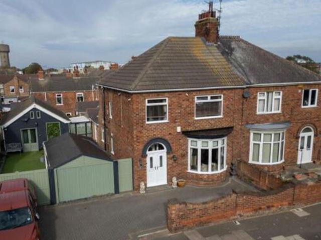 House for sale in Cleethorpes, North East Lincolnshire