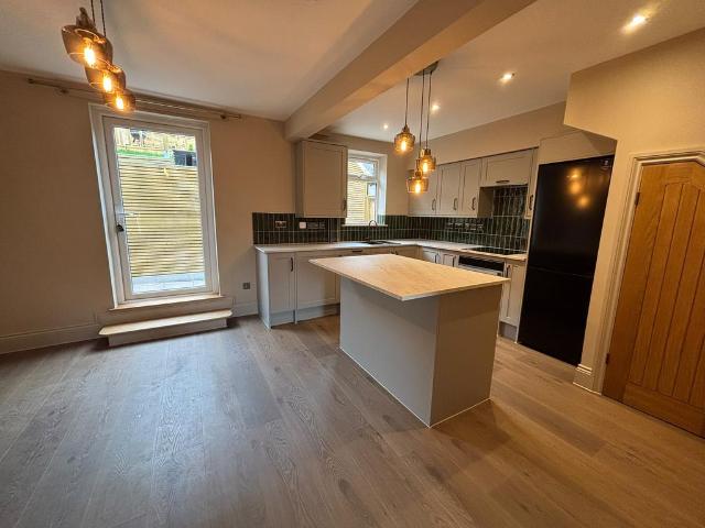 House for rent in Ellacombe, Torquay