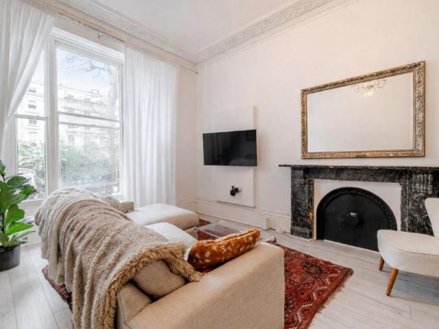 House for rent in Bayswater, Greater London