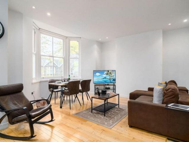 Apartment for rent in Plasnewydd, Cardiff