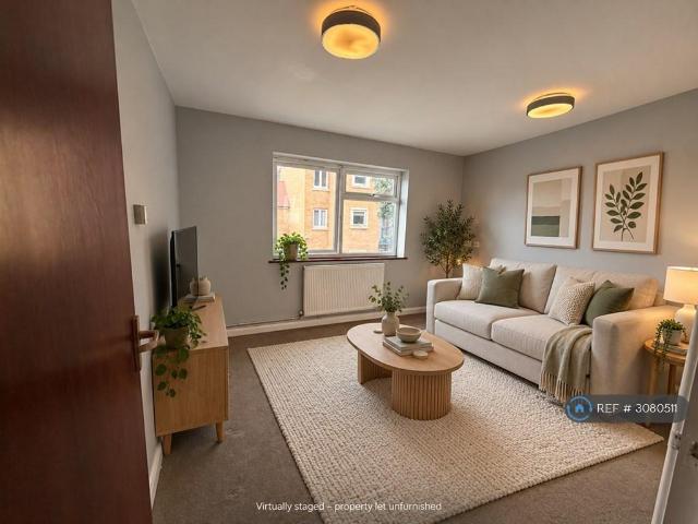 Apartment for rent in Sunnyside, West Northamptonshire
