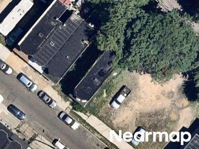 Property for sale in Parkside, Camden