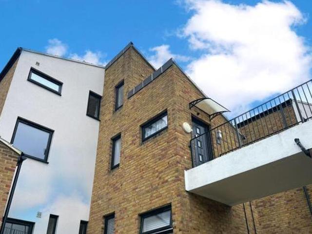 House for sale in Brompton, Chatham