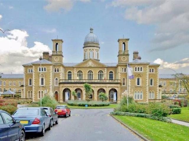 Apartment for rent in London Borough of Barnet, Greater London