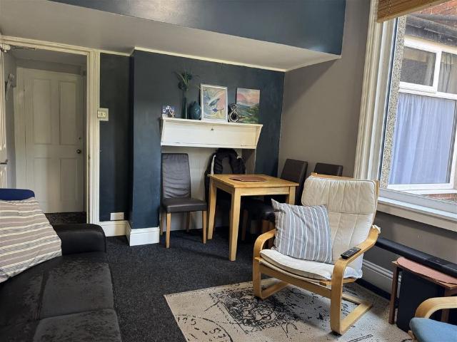 House for rent in South Cliff, Kepwick