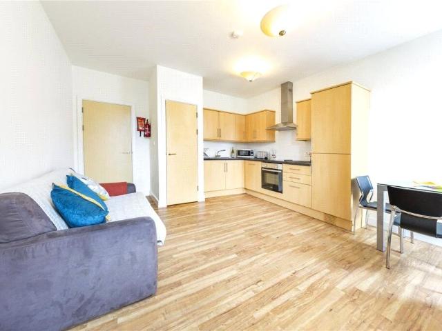 Apartment for rent in Hotwells, Feckenham