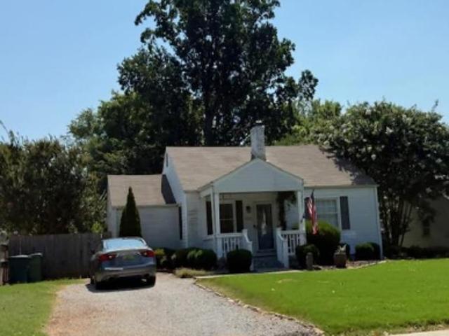 House for sale in Mayfair, Huntsville