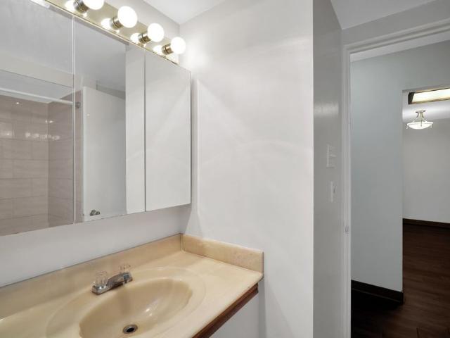 Apartment for rent in New Westminster, British Columbia