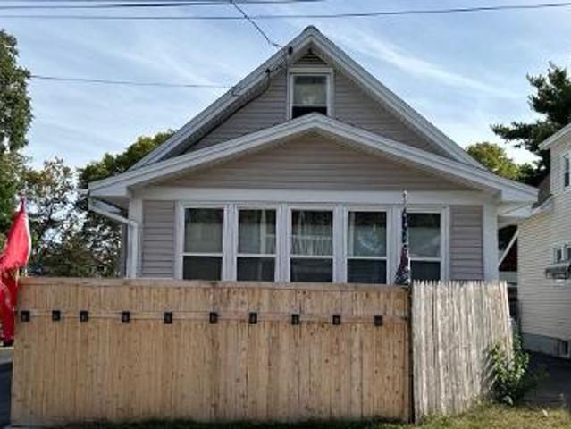 House for sale in Schenectady, New York