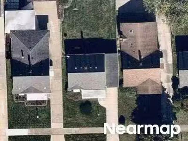 House for sale in Livonia