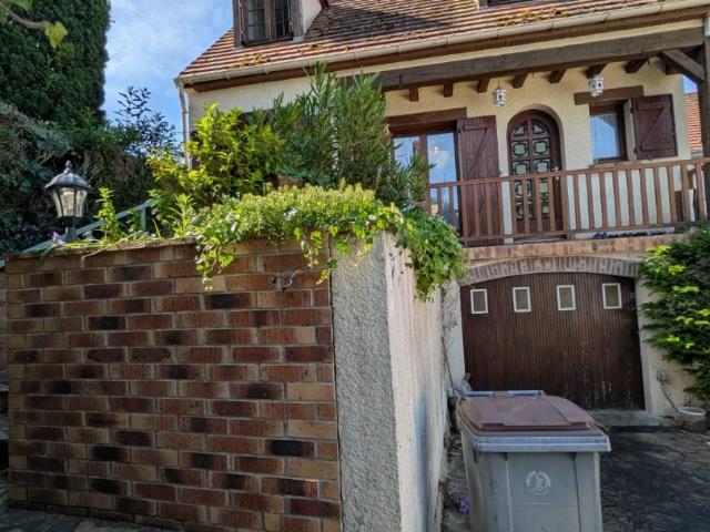 Maison vente à Melun, Pringy