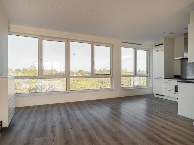Appartement te huur in Noord, Zuid Holland