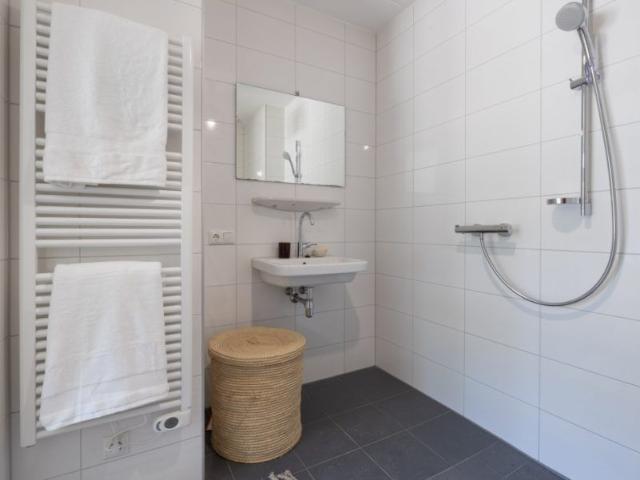 Appartement te huur in Blaricum, Noord Holland