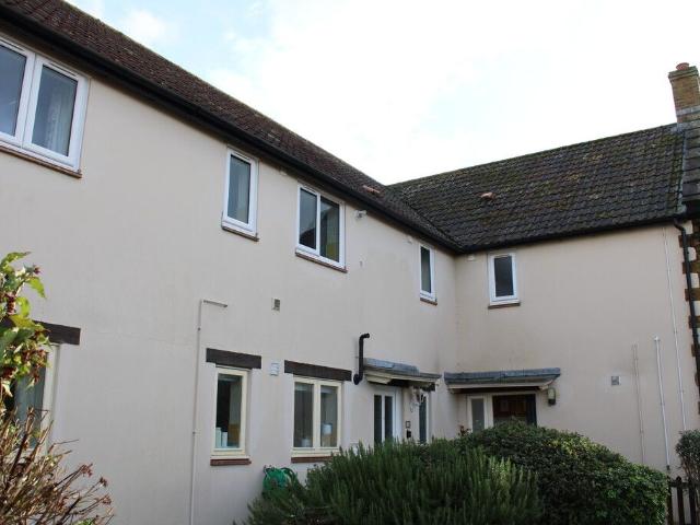 Apartment for rent in Martock, Somerset