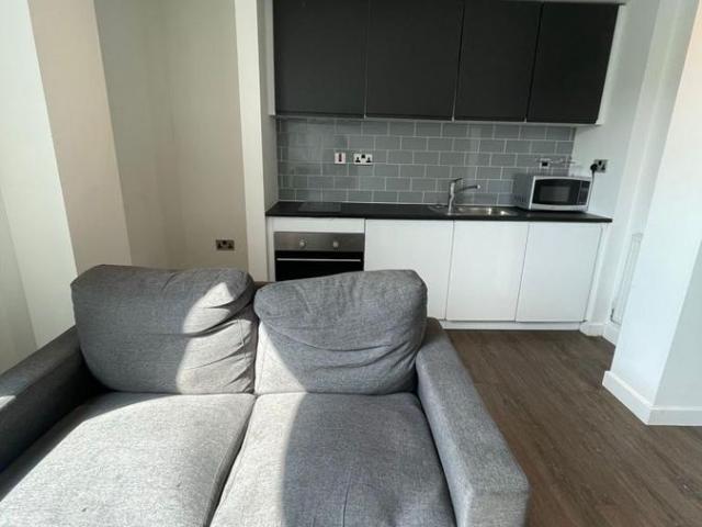 Studio for rent in Devonshire, South Yorkshire