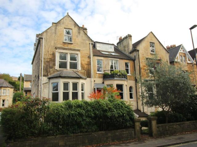 Apartment for rent in Widcombe, Dulcote