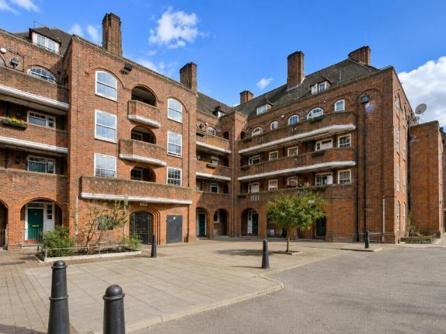 Apartment for rent in Bromley-by-Bow, Bow