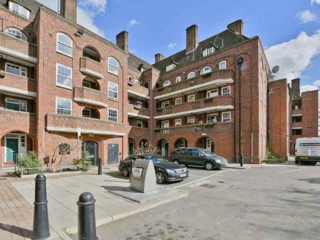 House for rent in Bromley-by-Bow, Bow