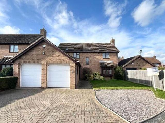 House for sale in Hampton Green, Cambridgeshire