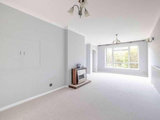 House for rent in Dedworth, Windsor