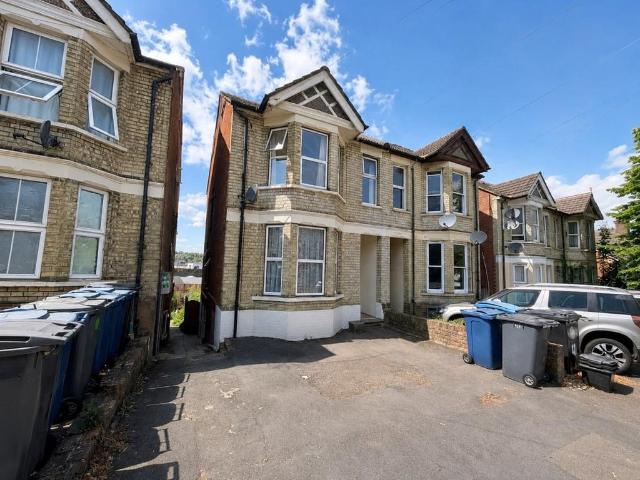 House for rent in Hughenden Valley, High Wycombe