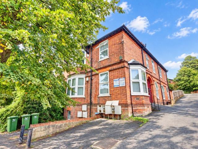 Apartment for rent in High Wycombe Community Board, High Wycombe
