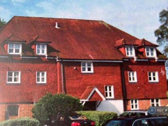House for rent in Red Hill, Surrey