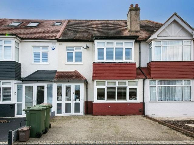 House for rent in Worcester Park, Greater London