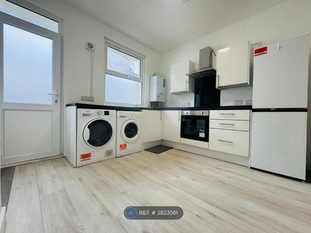 Room for rent in Alton Barnes, Essex