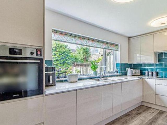 House for sale in Llanbadoc, Wales