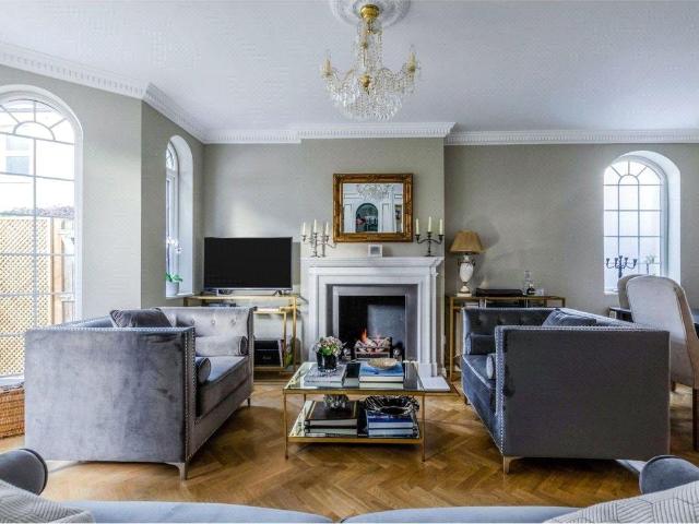 House for rent in East Sheen, Greater London