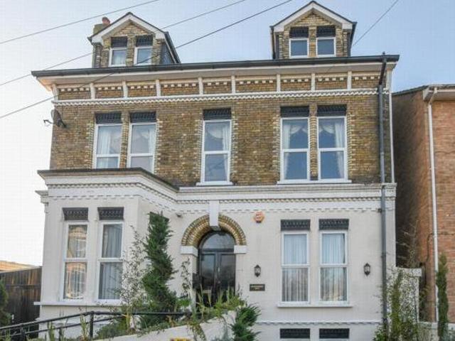 House for sale in Clarendon, Ash