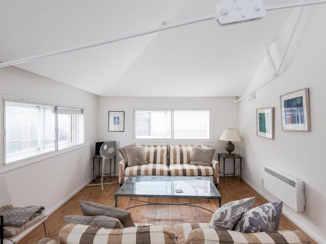 House for rent in Blackfriars, Lyons