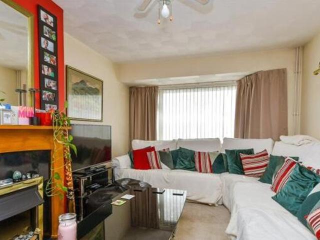 House for sale in Perryfields, West Sussex